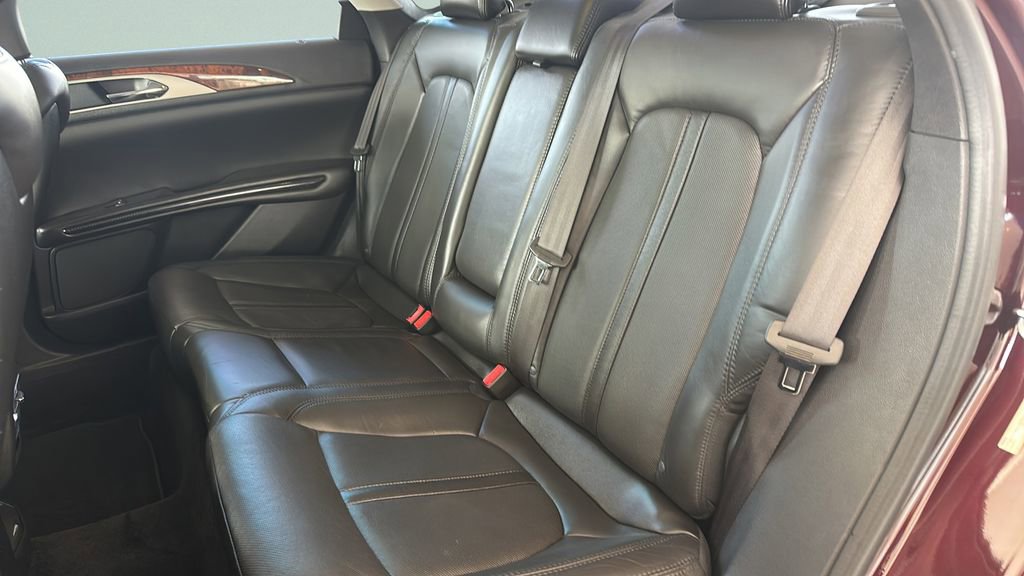 Used 2013 Lincoln MKZ FWD image 29
