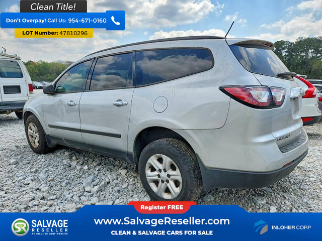 Used 2013 Chevrolet Traverse LS image 3