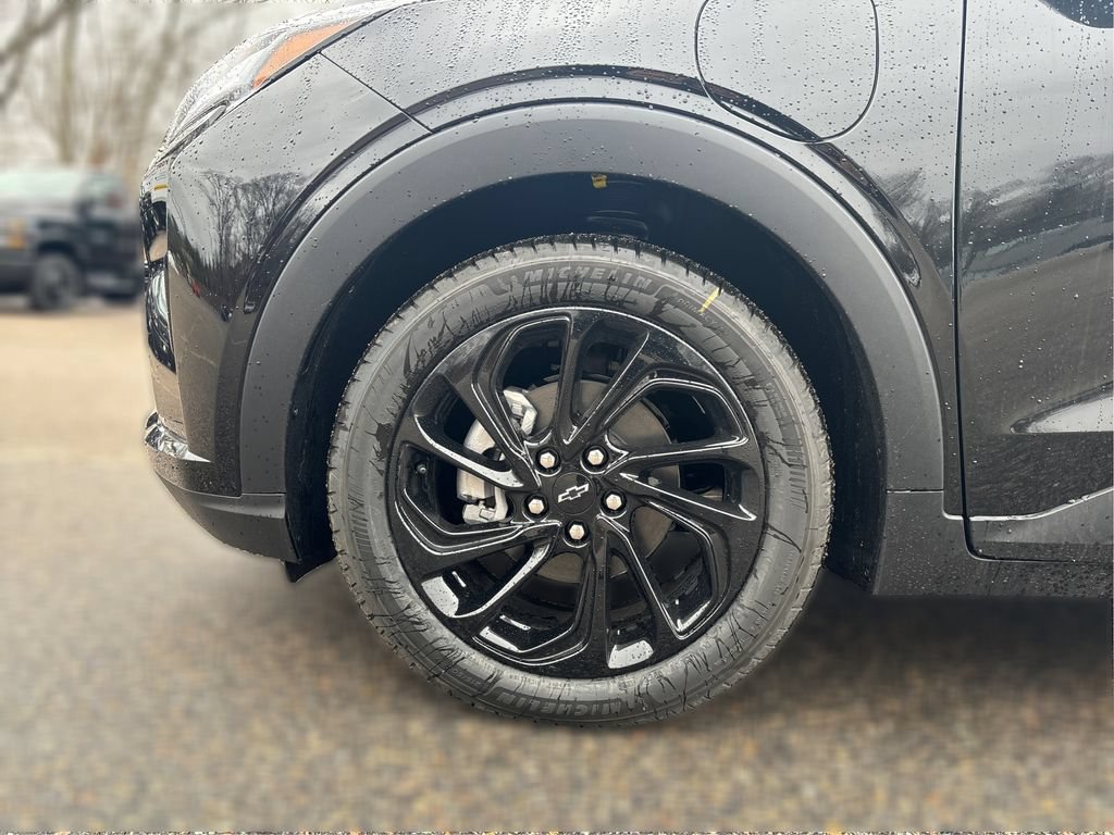 New 2027 Chevrolet Bolt RS FWD image 23