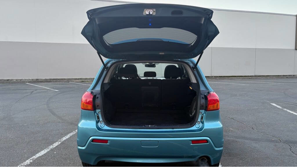Used 2011 Mitsubishi Outlander Sport SE image 15