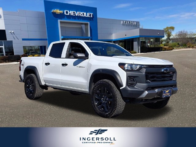 Used 2025 Chevrolet Colorado Trail Boss AWD/4WD image 1