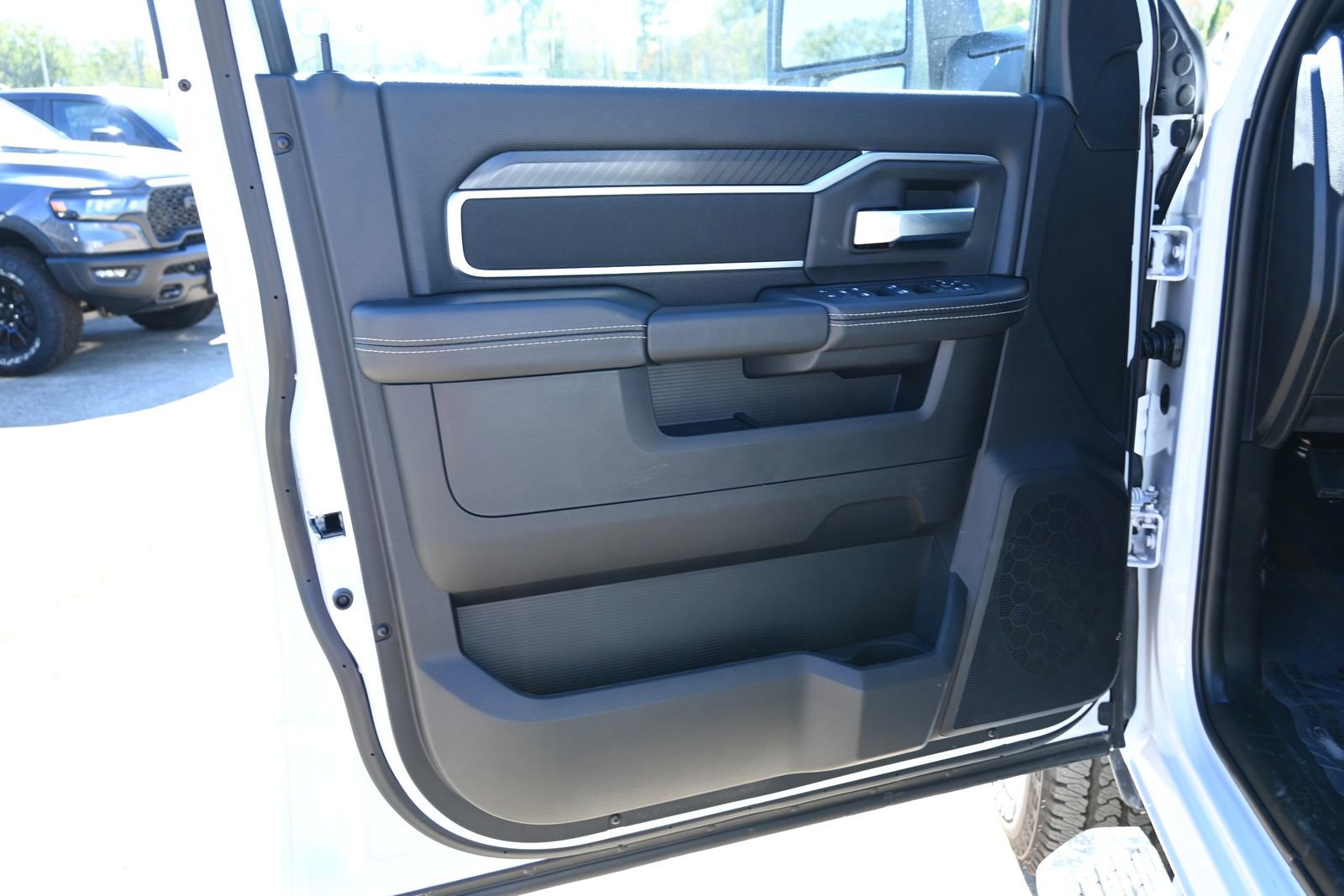 New 2025 RAM 2500 Lone Star image 9