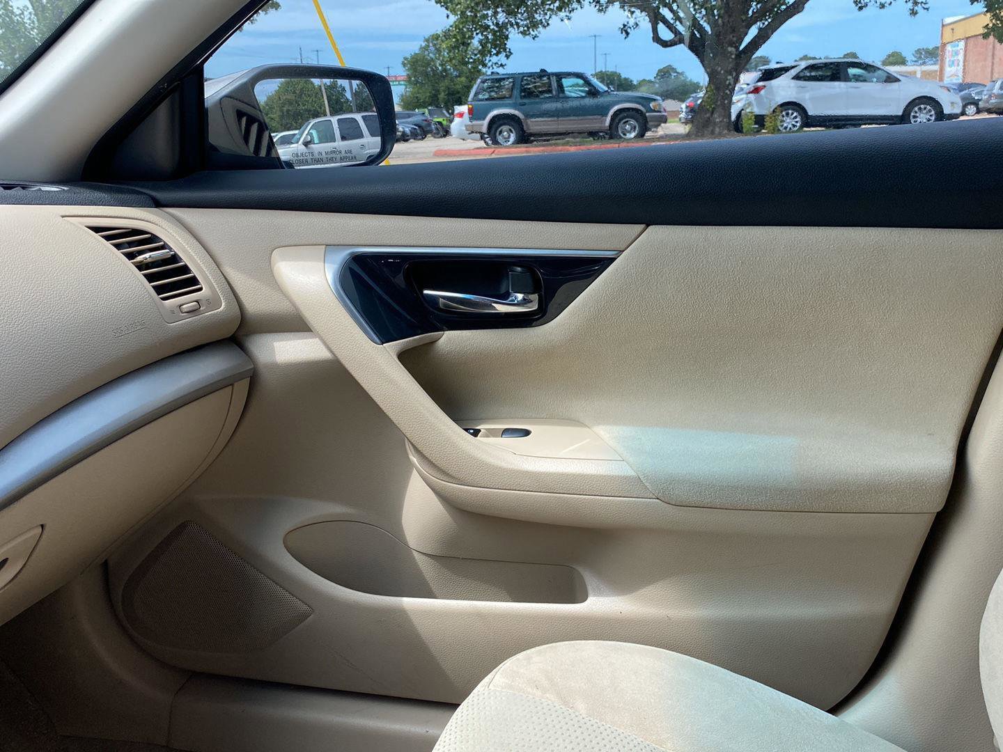 Used 2014 Nissan Altima 2.5 S FWD image 22