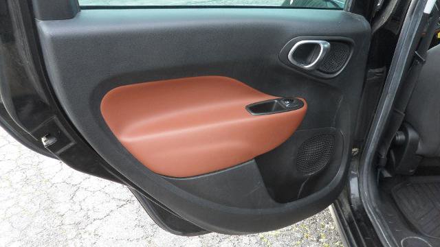 Used 2014 FIAT 500L Trekking w/ Popular Equipment Group image 16