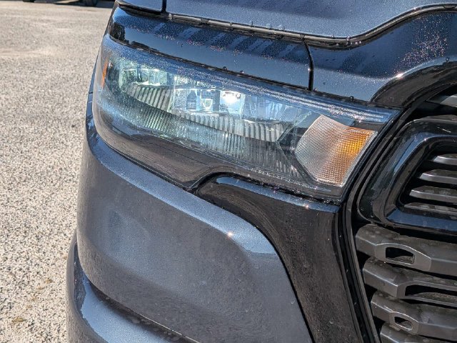 New 2026 RAM 1500 Express AWD/4WD image 8