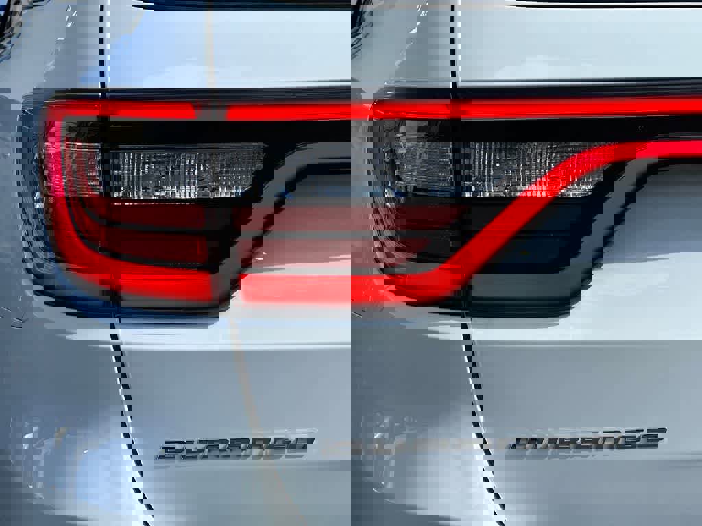 Used 2023 Dodge Durango SXT image 7