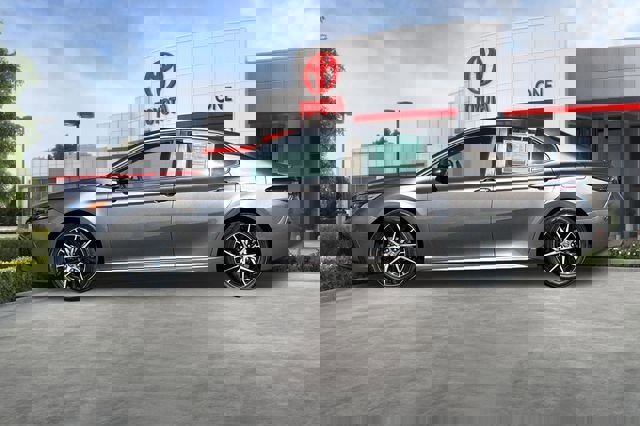 Certified 2024 Toyota Camry SE image 9