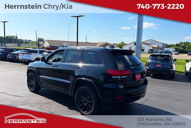 Used 2021 Jeep Grand Cherokee Laredo X AWD/4WD image 5