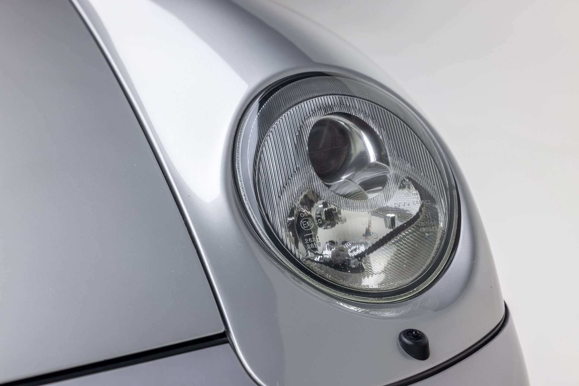 Used 1998 Porsche 911 Cabriolet image 28
