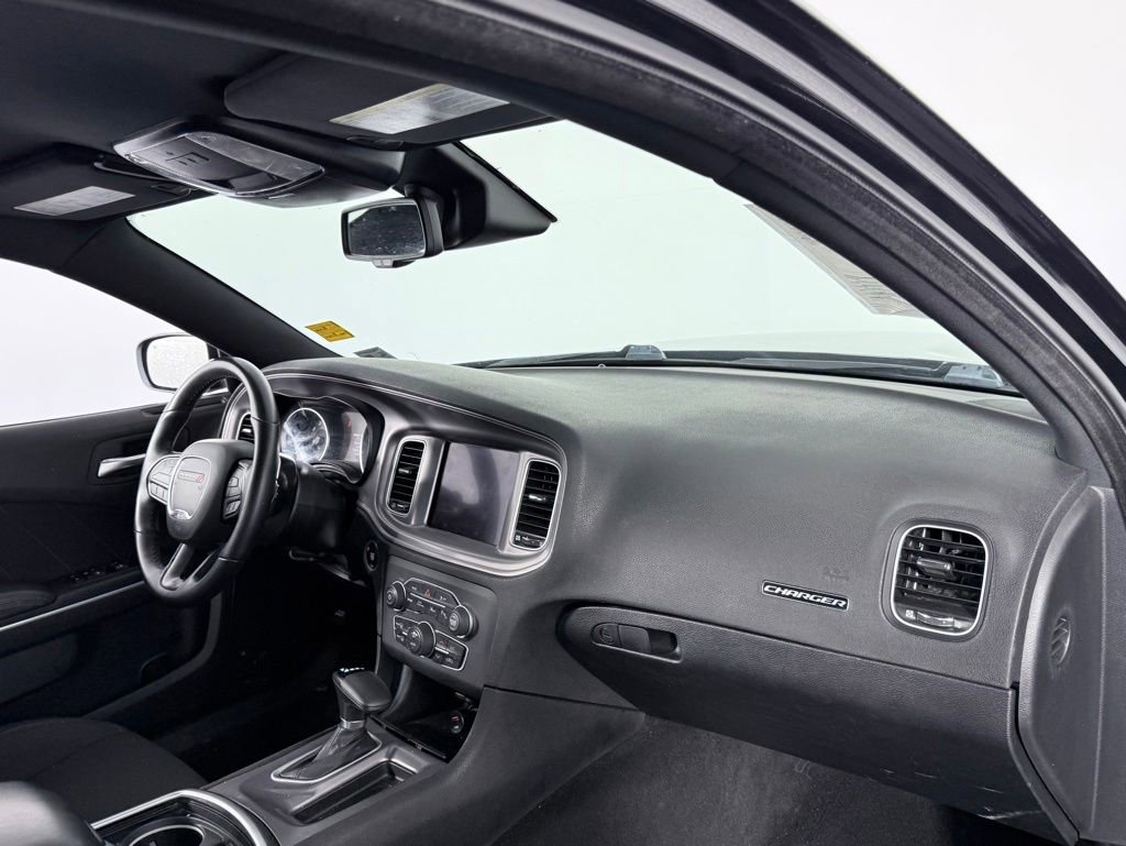 Used 2023 Dodge Charger R/T w/ Technology Group image 25