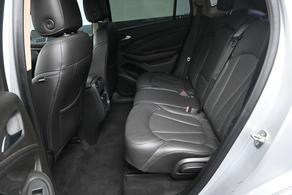 Used 2017 Buick Envision Essence FWD image 14