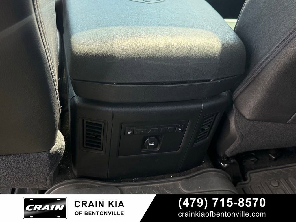 Used 2015 RAM 1500 Laramie w/ Convenience Group image 28