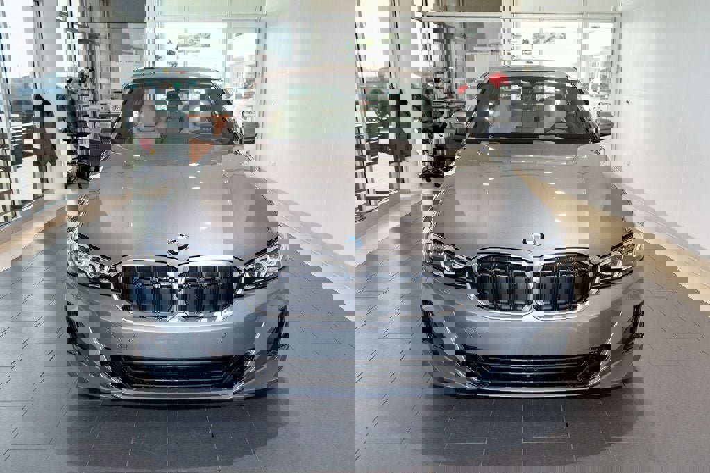 New 2026 BMW 330i xDrive 330i NA xDrive image 2