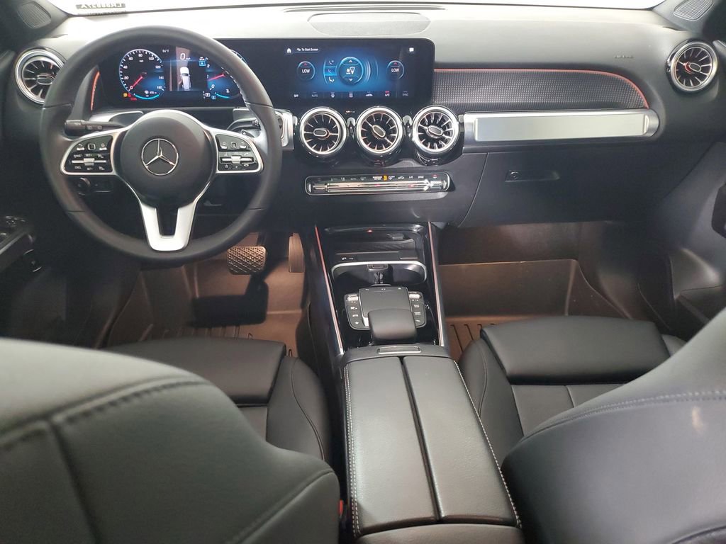 Used 2023 Mercedes-Benz GLB 250 image 14