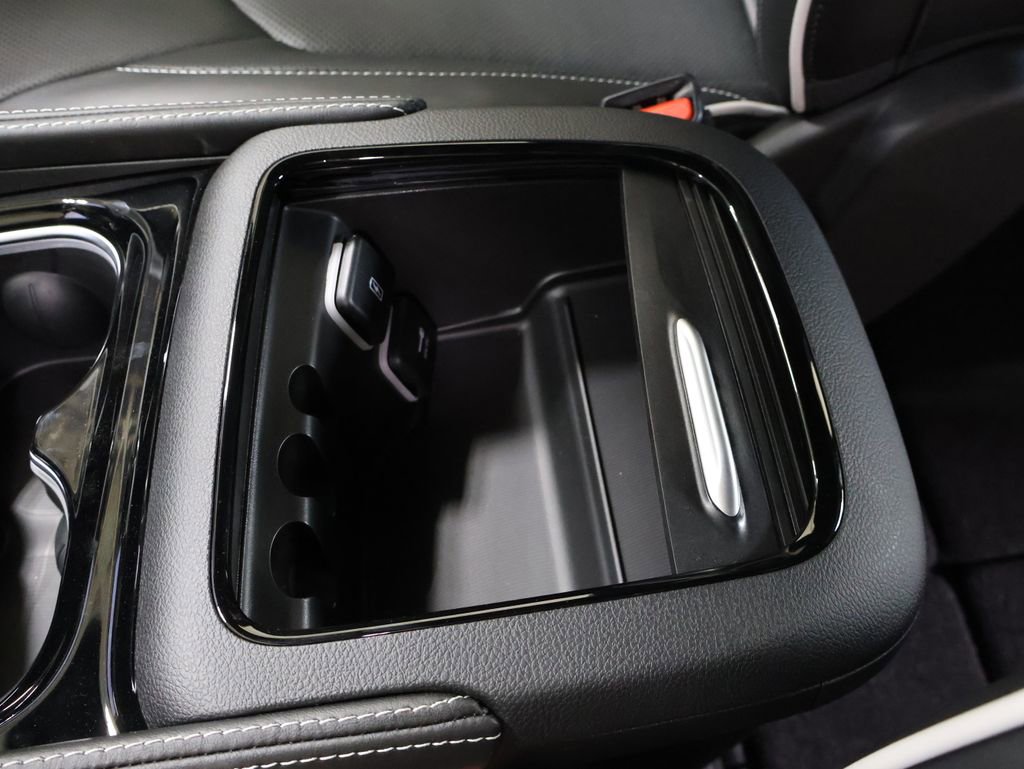 New 2027 Chrysler Pacifica Limited AWD/4WD image 22