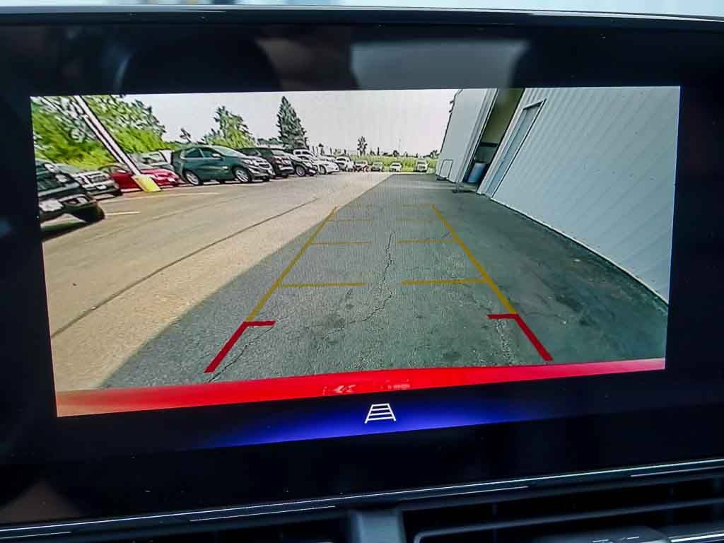 New 2026 Chevrolet Trax RS w/ Driver Confidence Package FWD image 22
