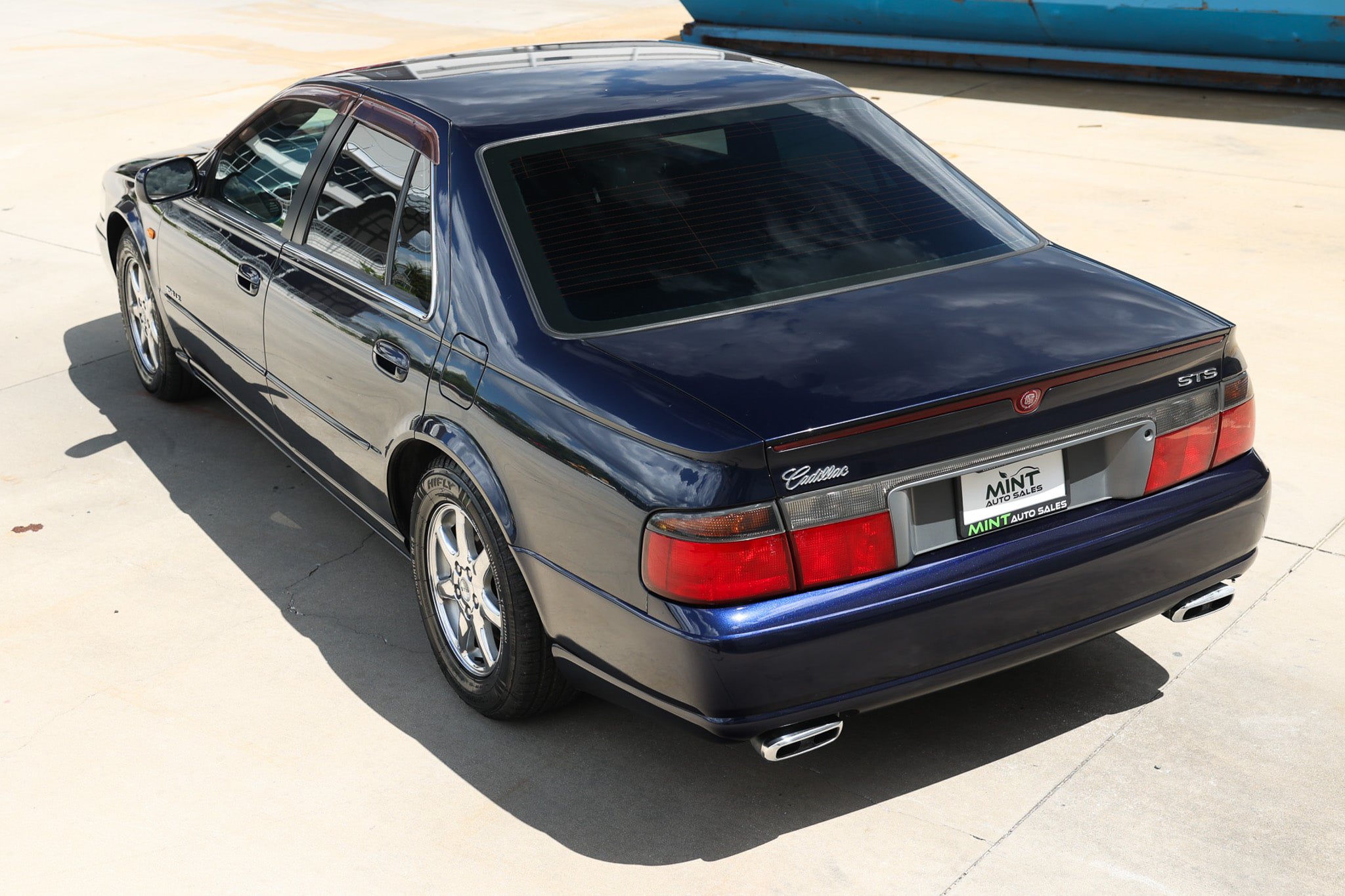 Used 1999 Cadillac Seville STS FWD image 8