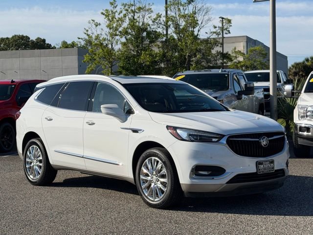 Used 2021 Buick Enclave Premium w/ Sun and Sites Package FWD image 8