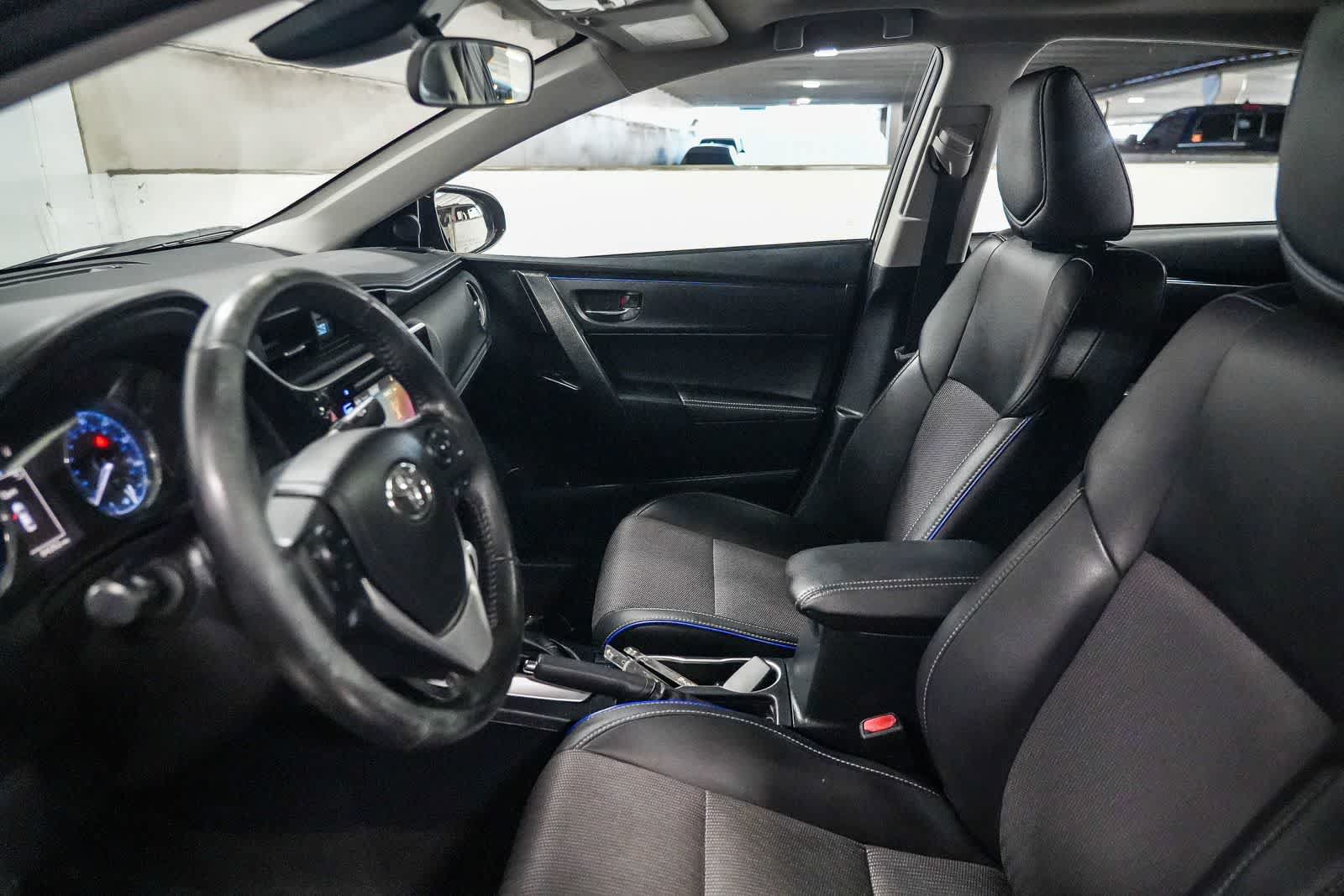 Certified 2017 Toyota Corolla SE w/ SE Premium Package FWD image 19