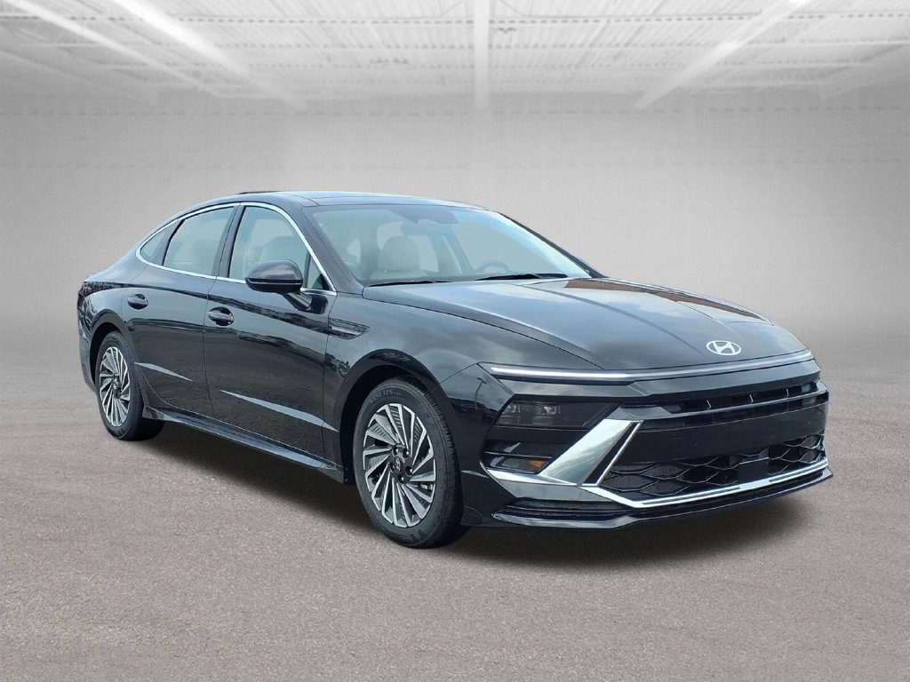 New 2026 Hyundai Sonata SEL FWD image 1