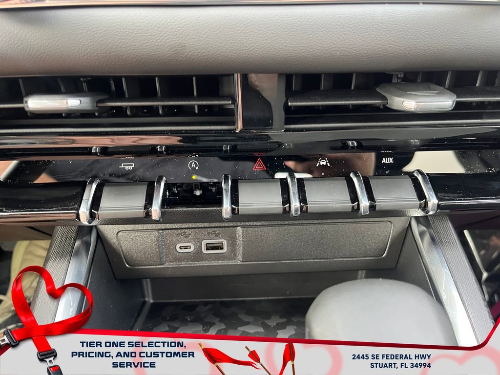 New 2026 GMC Canyon Elevation w/ Technology Package image 23