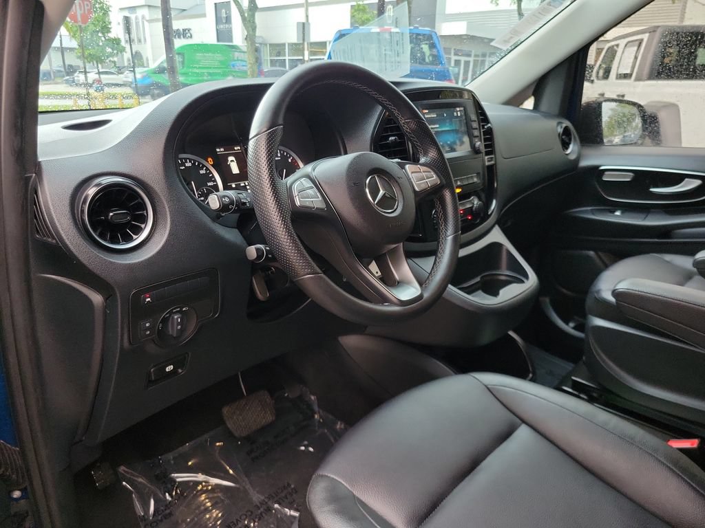 Used 2023 Mercedes-Benz Metris Passenger image 16