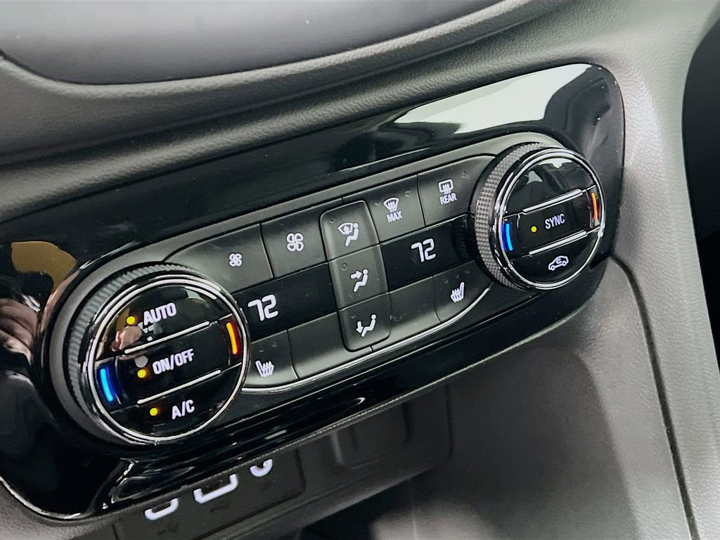 Used 2023 Buick Encore GX Select image 15