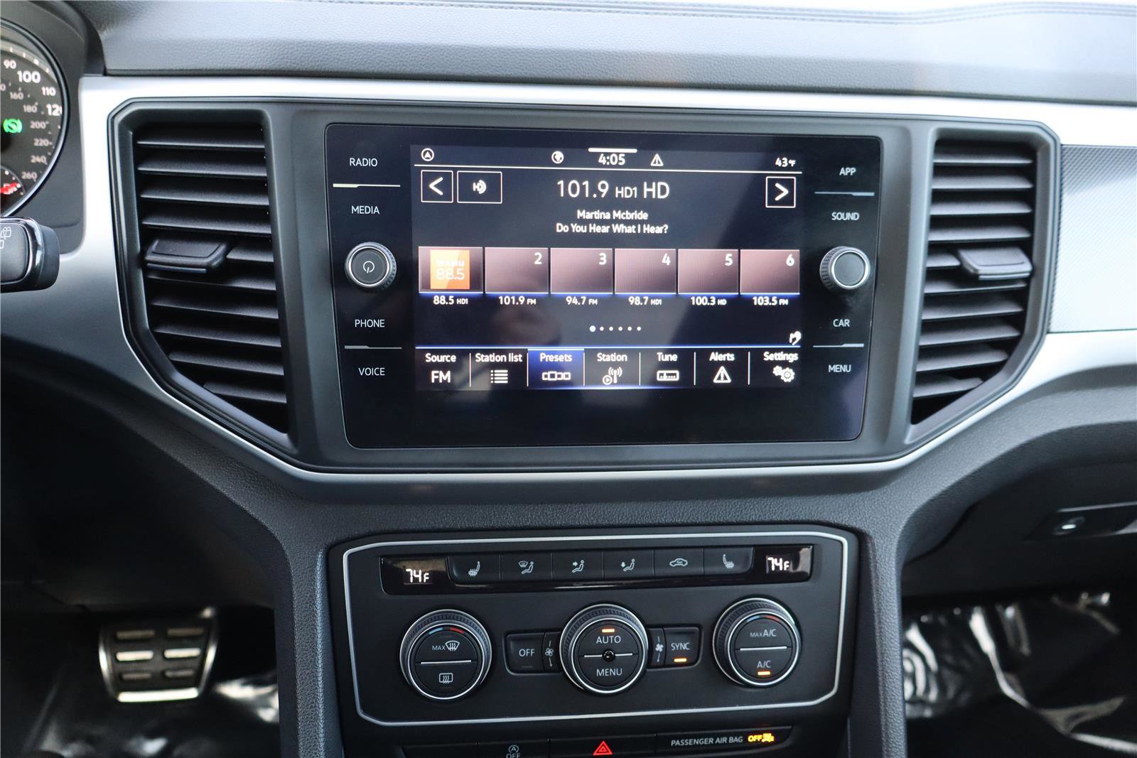 Used 2021 Volkswagen Atlas Cross Sport SE image 20