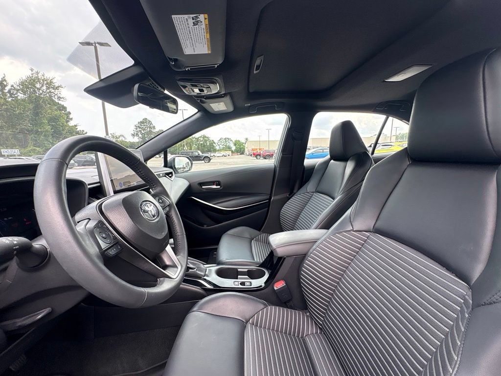 Used 2025 Toyota Corolla XSE FWD image 23