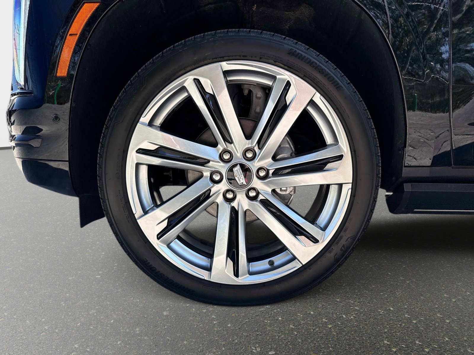 Used 2026 Cadillac Escalade Platinum Sport image 13