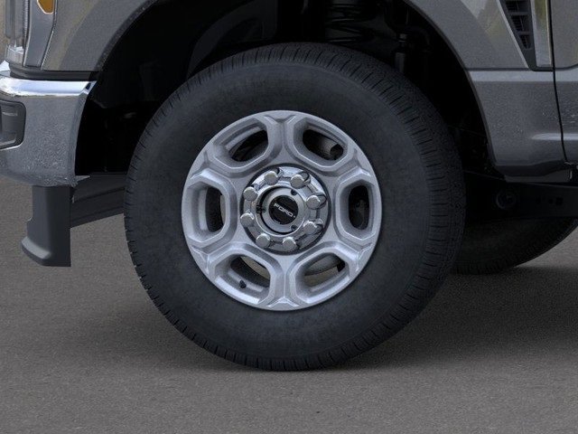 New 2026 Ford F350 XLT image 19