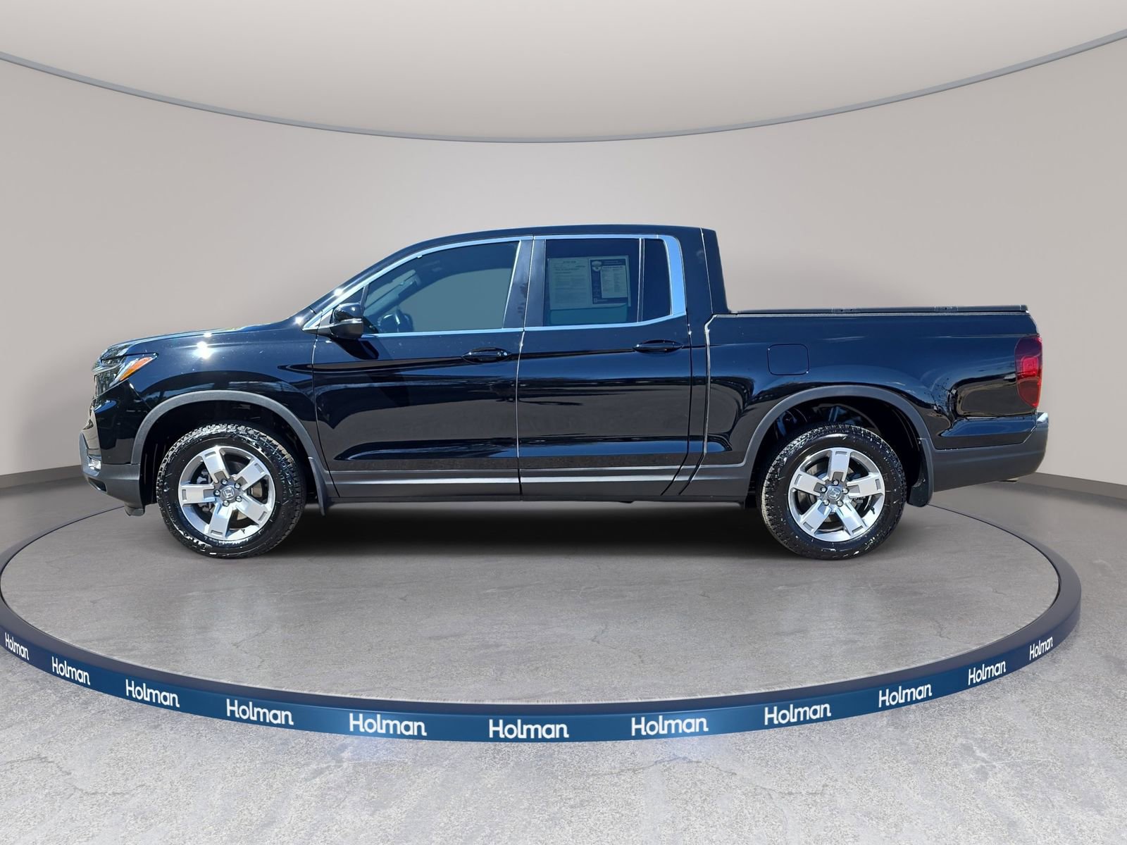 Certified 2025 Honda Ridgeline RTL image 4