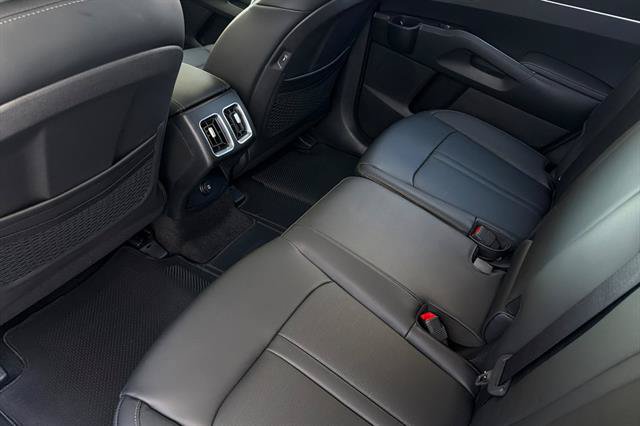 New 2026 Kia Sorento EX FWD image 13