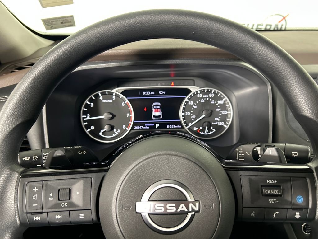 Used 2023 Nissan Rogue SV image 21
