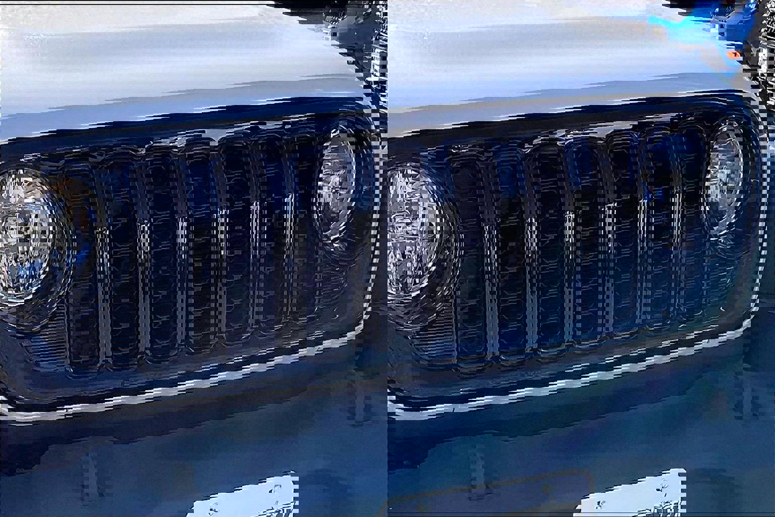 Used 2025 Jeep Wrangler Sport S image 28