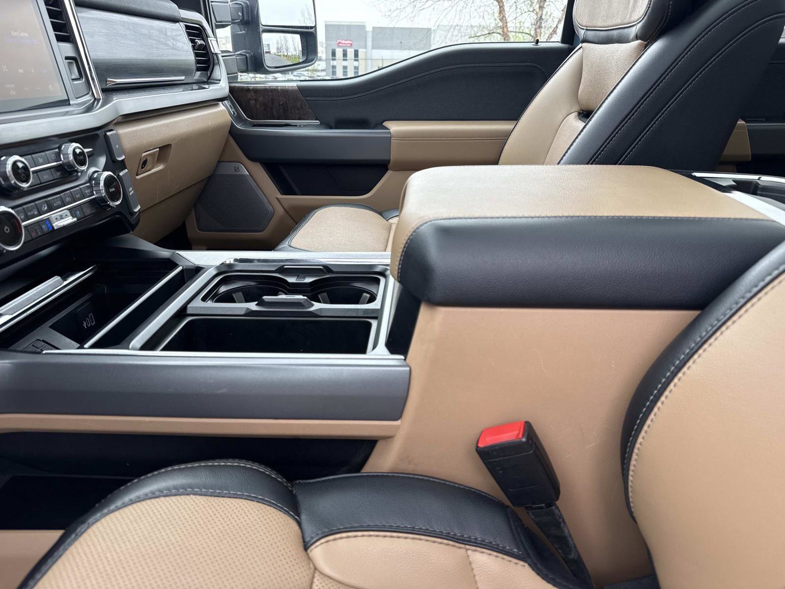 Used 2023 Ford F250 Lariat w/ Lariat Ultimate Package image 15