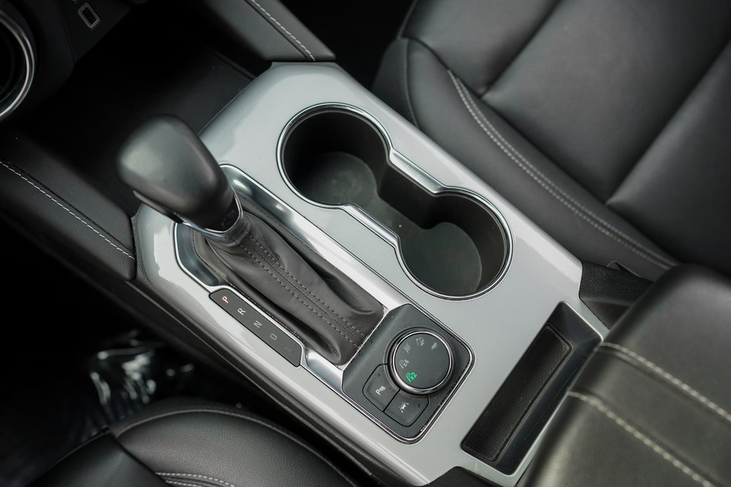 Used 2023 Chevrolet Blazer LT image 32