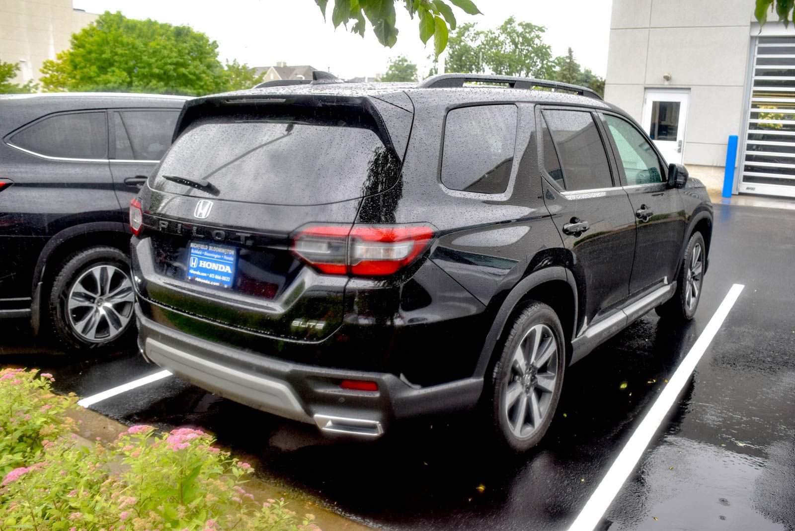 Used 2023 Honda Pilot Elite image 16
