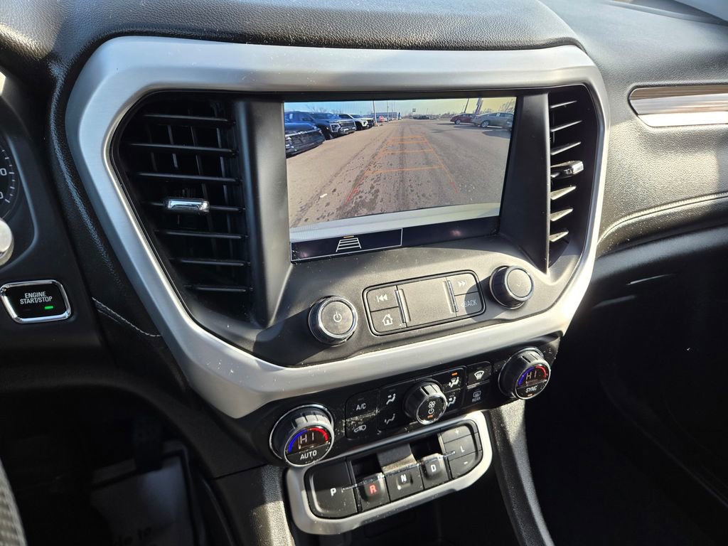 Certified 2023 GMC Acadia SLE w/ Driver Convenience Package image 9