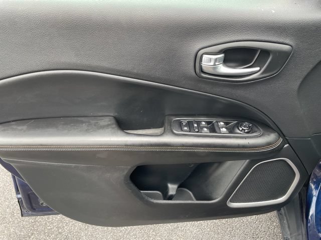 Used 2020 Jeep Compass Latitude FWD image 14