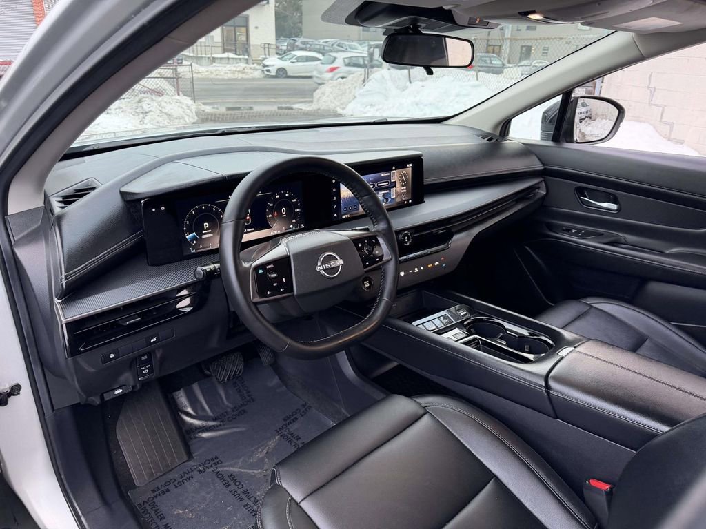 Used 2025 Nissan Murano SV image 30