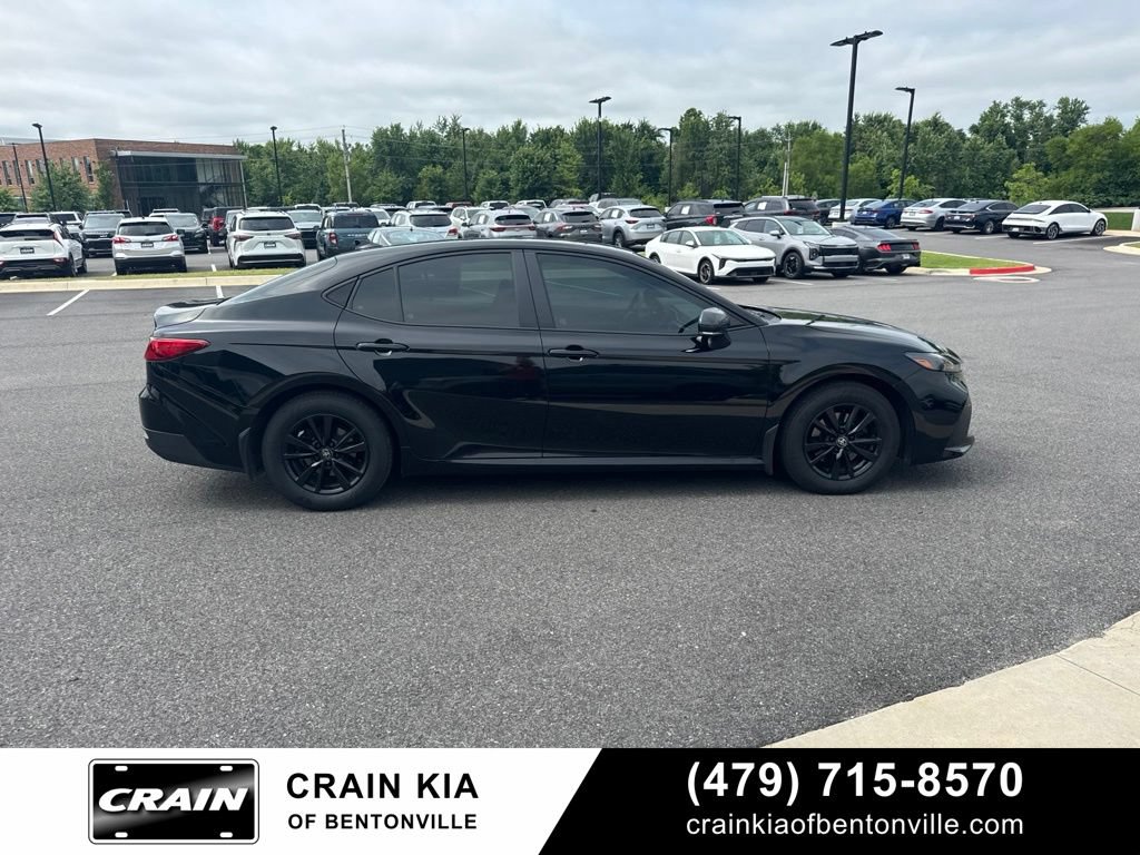 Used 2025 Toyota Camry LE FWD image 10