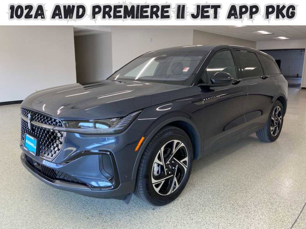 Used 2024 Lincoln Nautilus Premier w/ Equipment Group 102A image 1