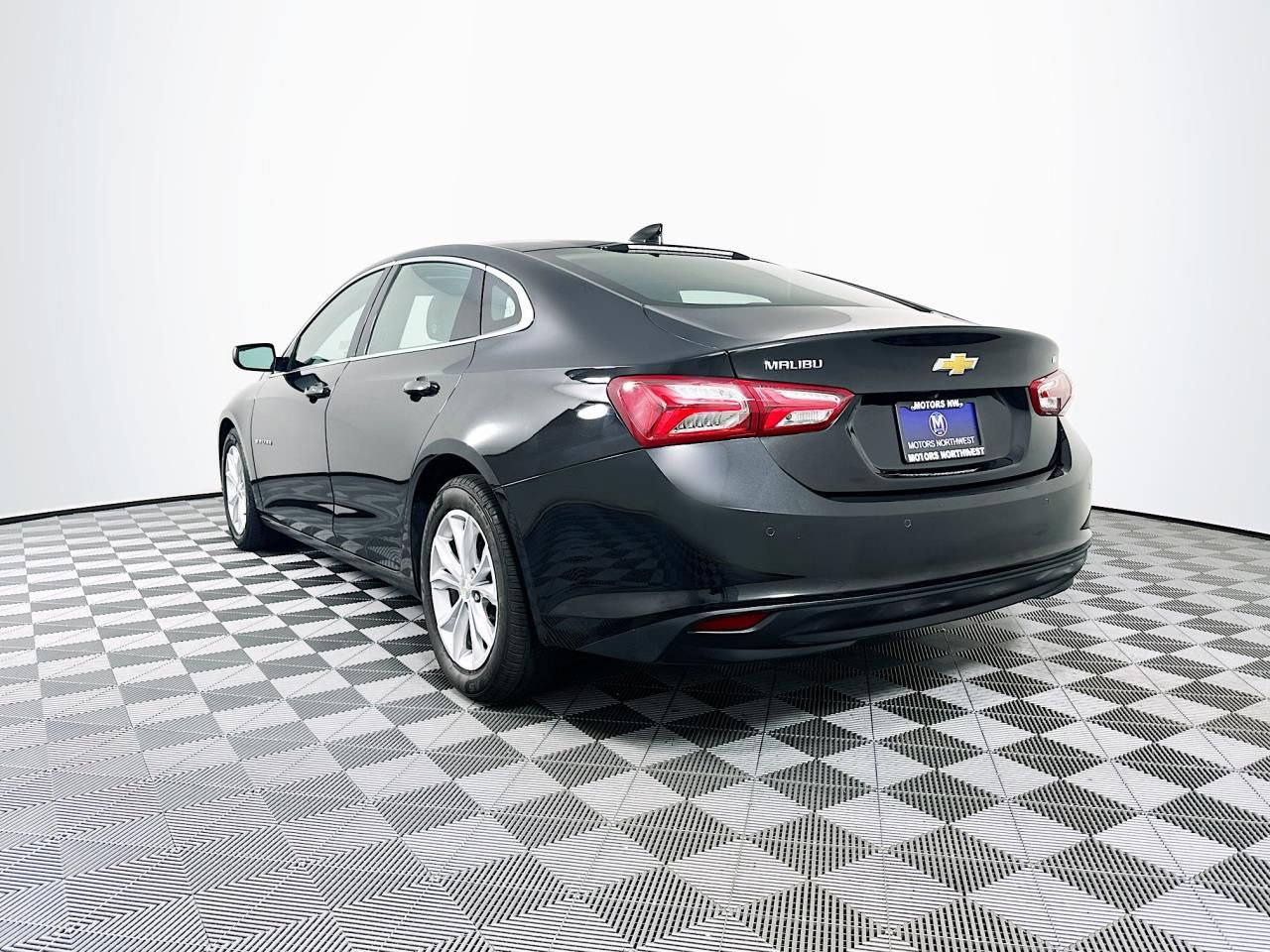 Used 2022 Chevrolet Malibu LT image 14
