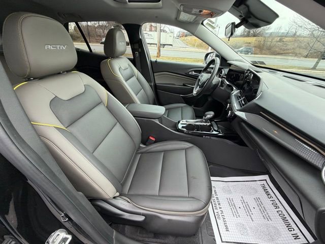 Certified 2025 Chevrolet Trax ACTIV w/ Sunroof Package image 38