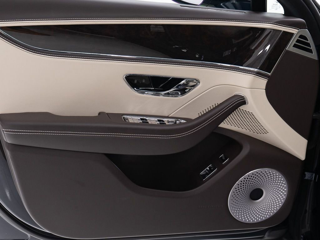 Used 2020 Bentley Flying Spur W12 AWD/4WD image 11