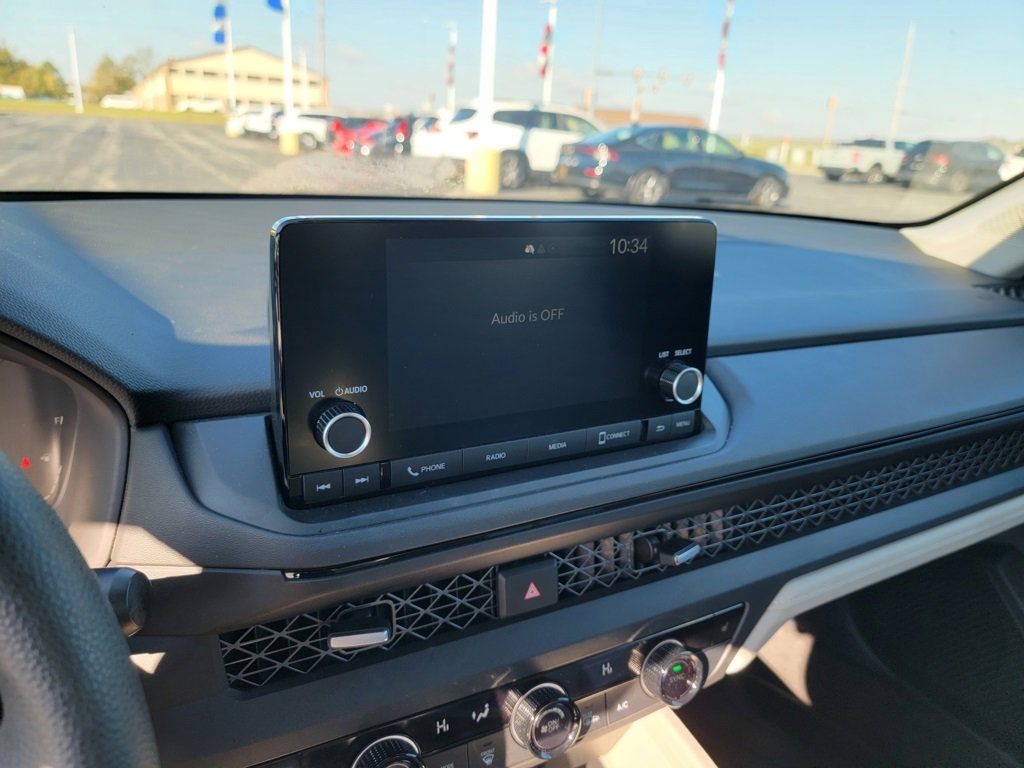 Certified 2024 Honda Accord EX image 32