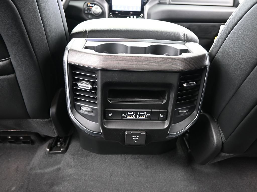 Used 2025 RAM 1500 Laramie image 37