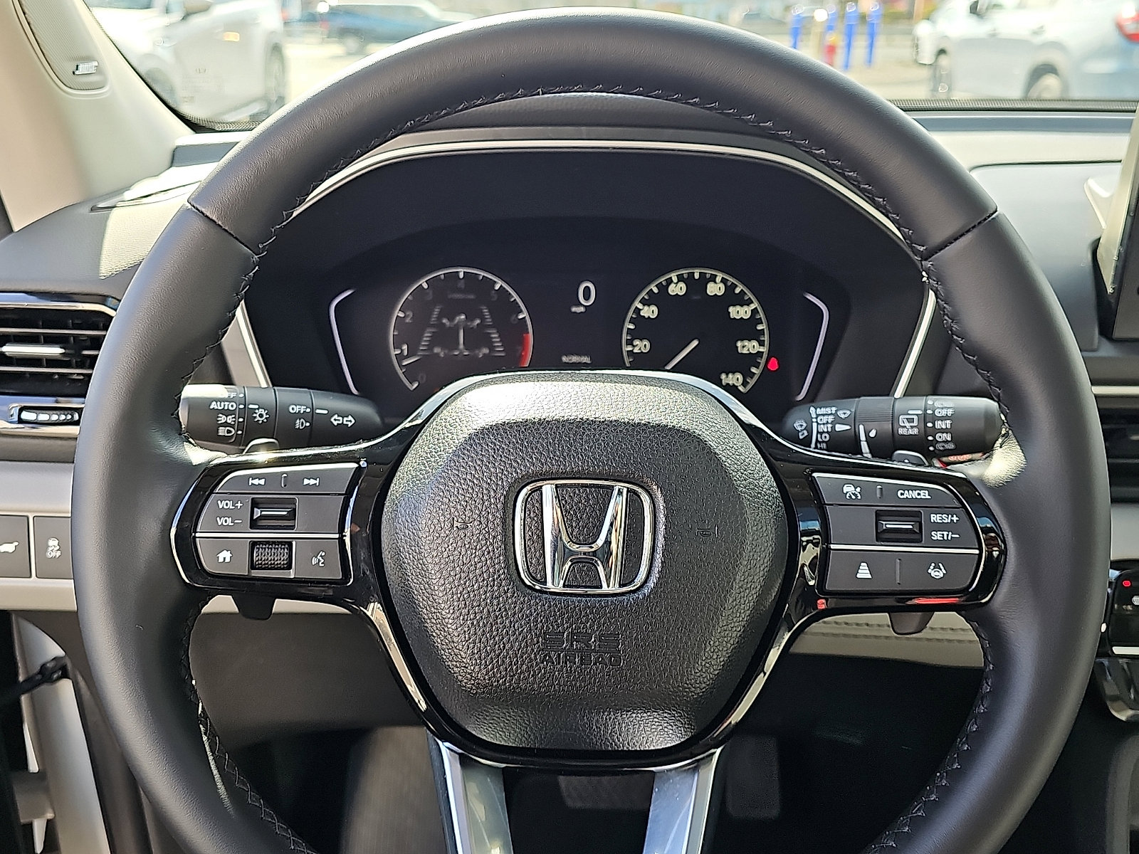 Used 2024 Honda Pilot Touring image 23