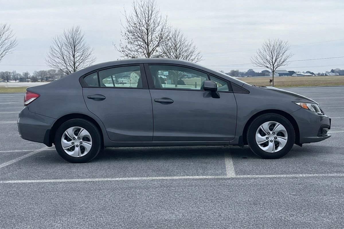 Used 2013 Honda Civic LX image 9